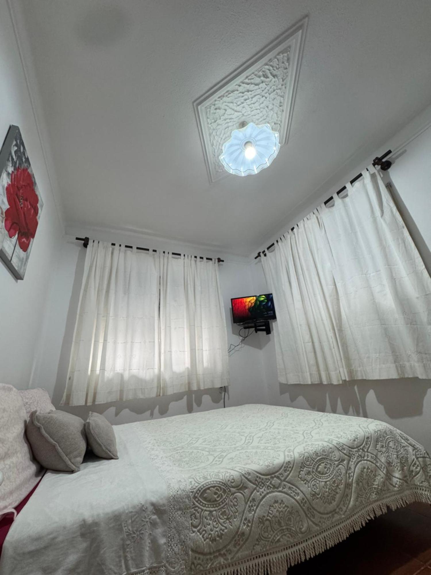הוסטל קמיניה House Mariona מראה חיצוני תמונה